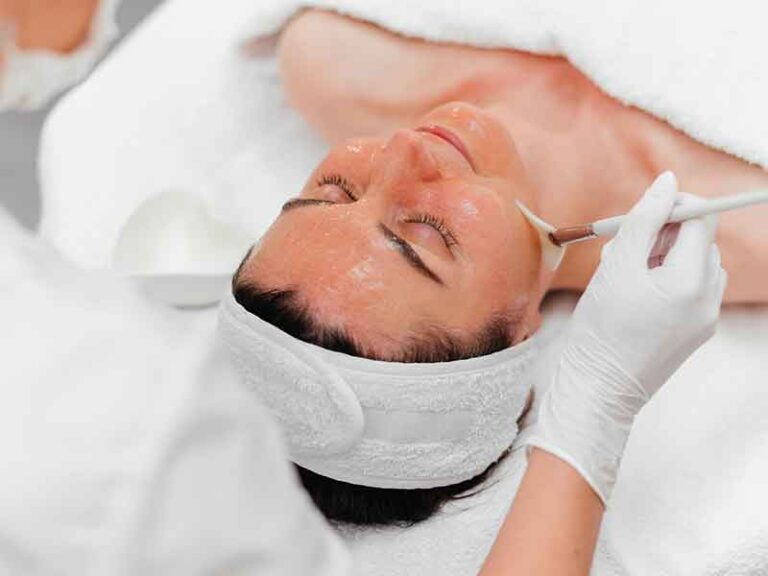 trattamento per pelle con acne